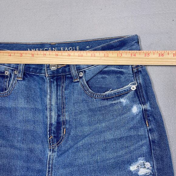 American Eagle Jeans Women 4 The Mom‎ High Rise Cropped Jeans Distressed Raw Hem - Picture 5 of 11